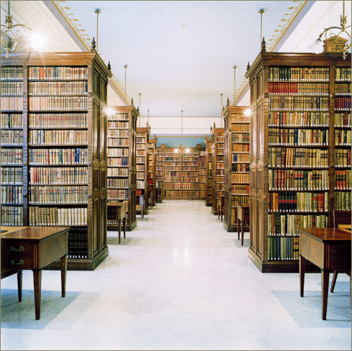 biblioteca de la real academia de la lengua madrid spain